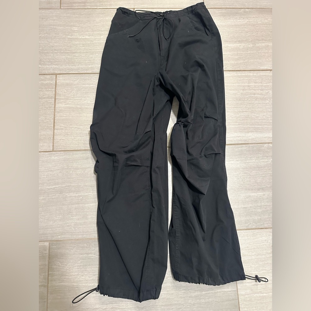 Good American Women’s -  Black pants with drawstring ankles
